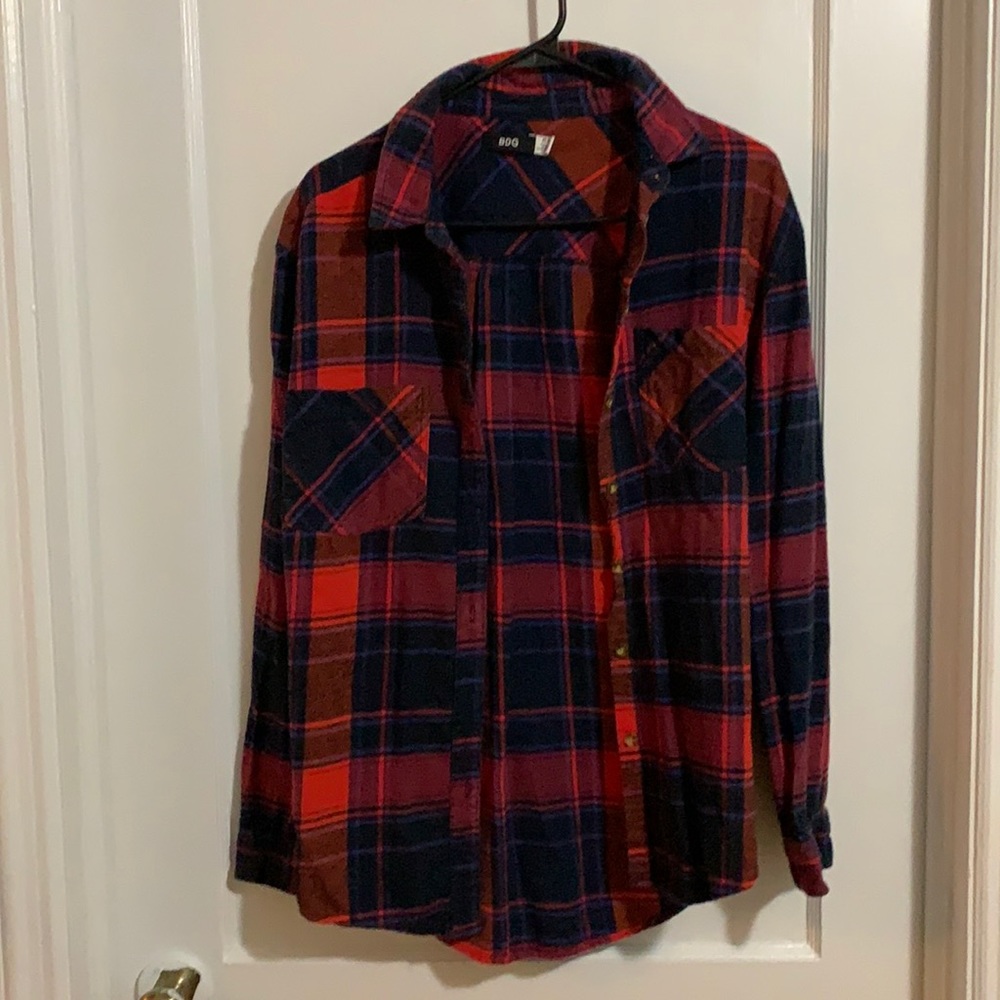 Red/navy plaid button up long sleeve shirt